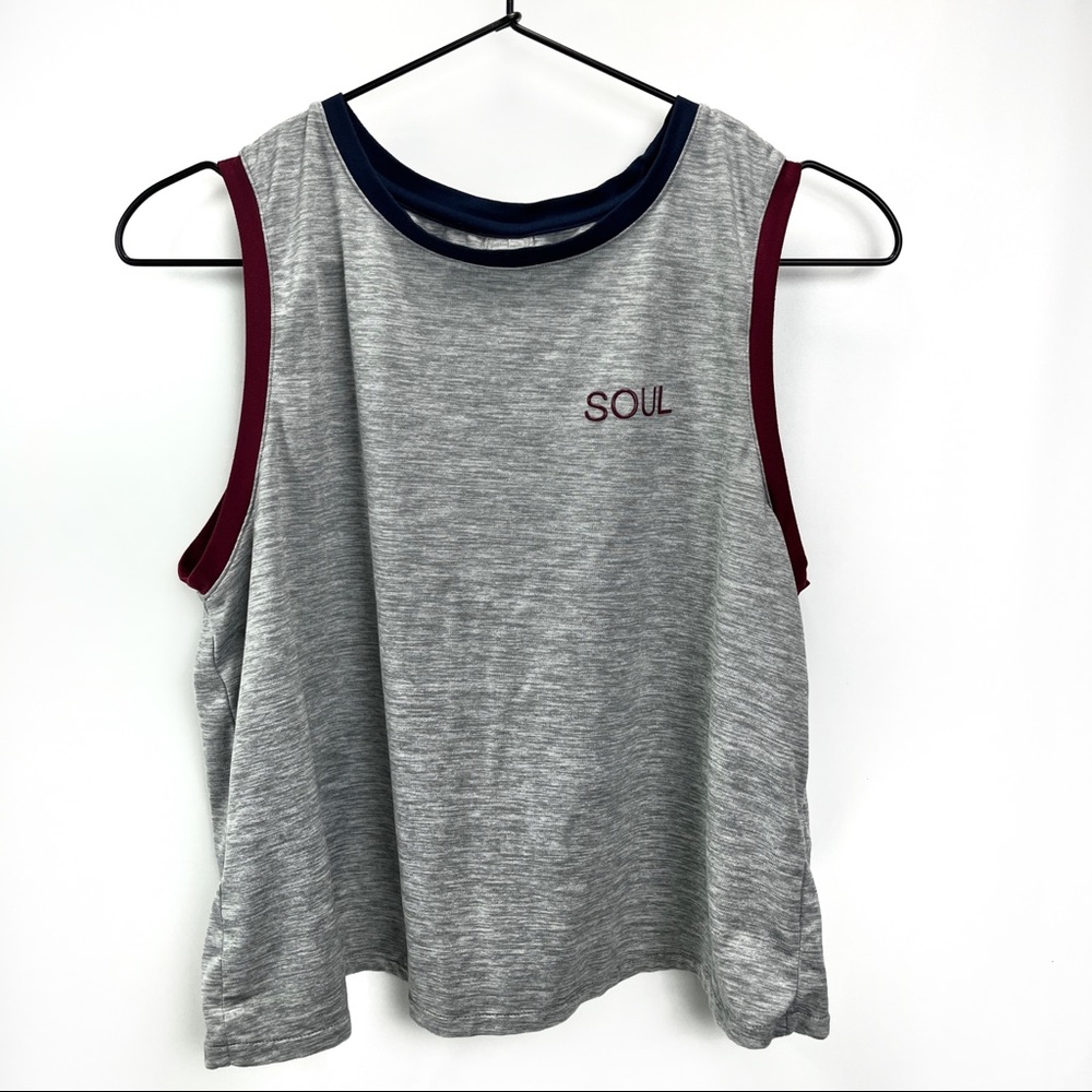 4/$25  SOULCYCLE split back cropped tank. Medium